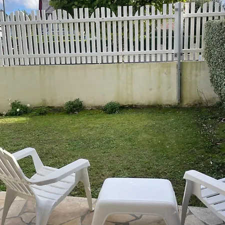 Studio Avec Jardin Centre Ville Cabourg La Roseraie Exterior photo